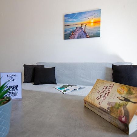 Ionian Luxury Apartments Perama (Corfu) Exterior foto