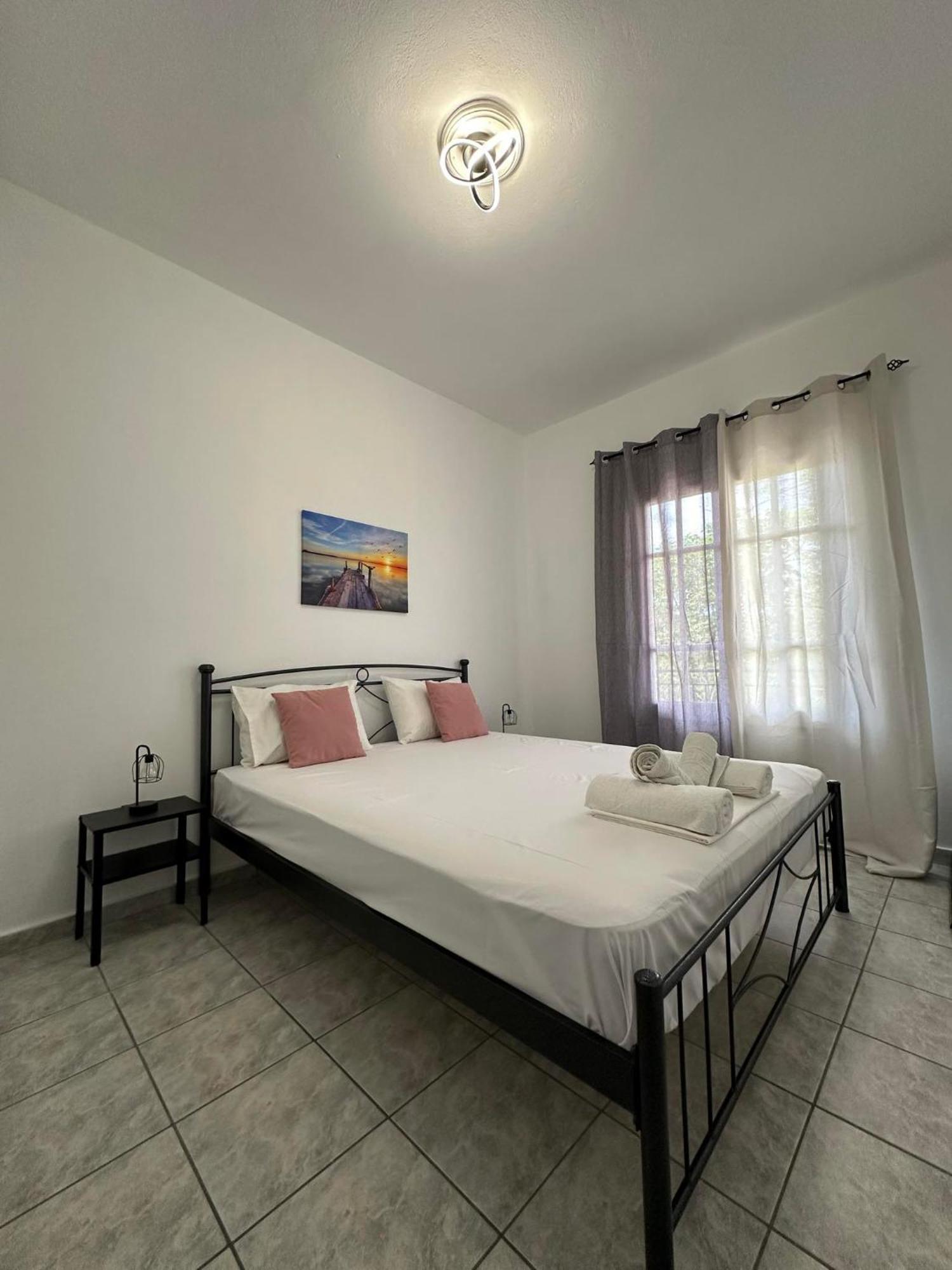 Ionian Luxury Apartments Perama (Corfu) Exterior foto